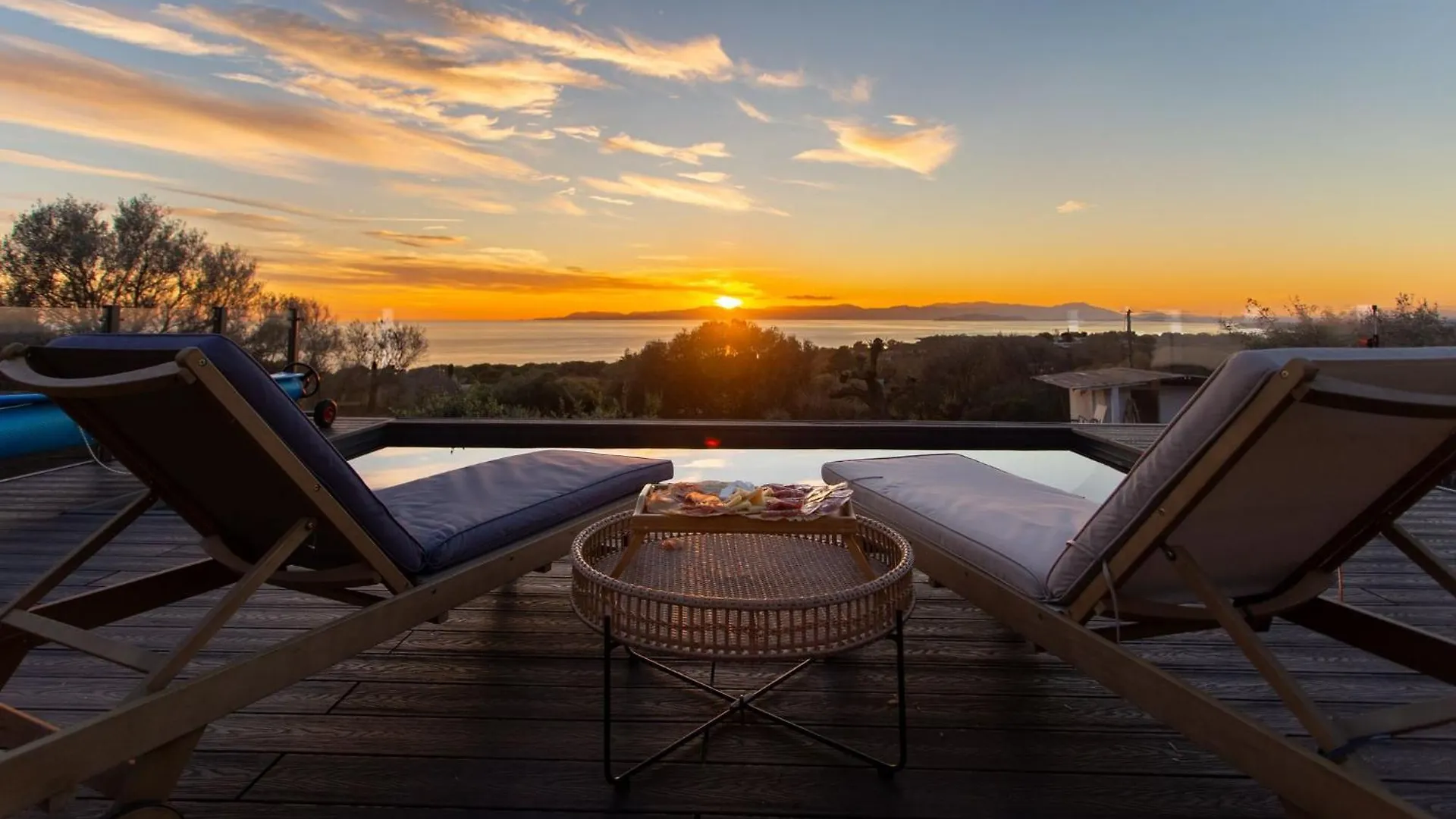 Villa Gaia Куарту-Сант'Элена